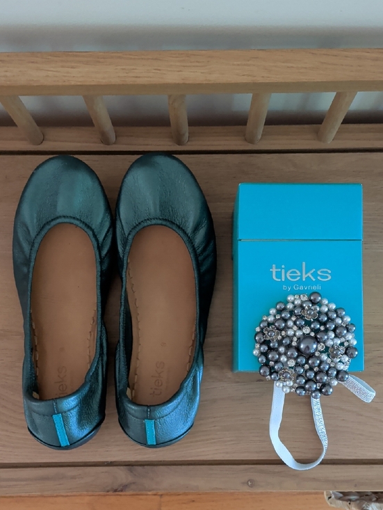 Tieks Shoes - Tieks Black Friday Limited edition Tahitian Pearl Size 9 With Topper
